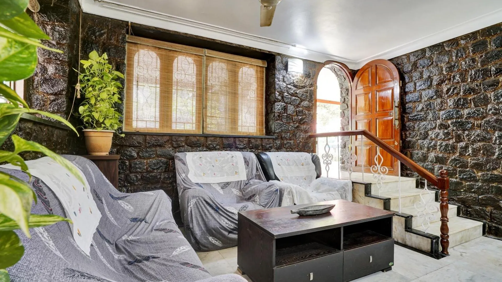 Hotel O Chalet Suites Kochi
