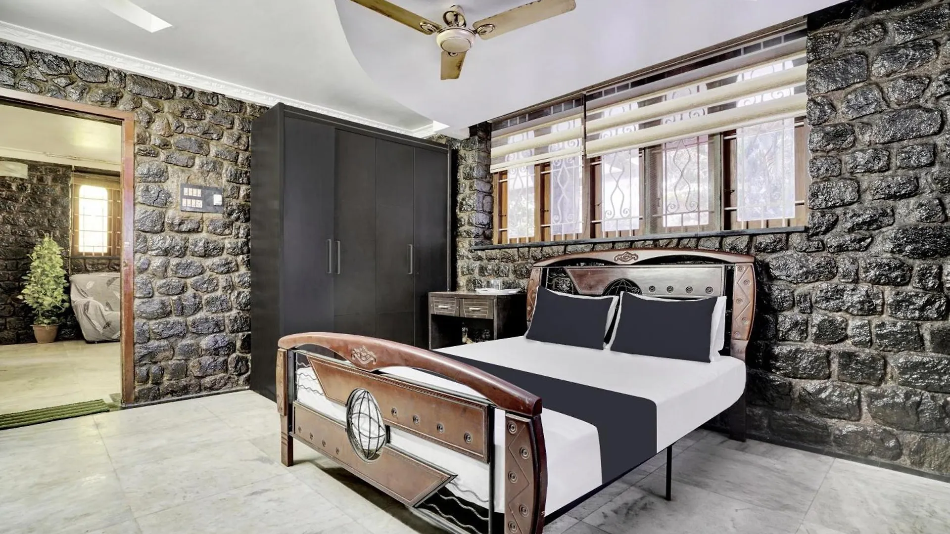 Hotel O Chalet Suites Kochi