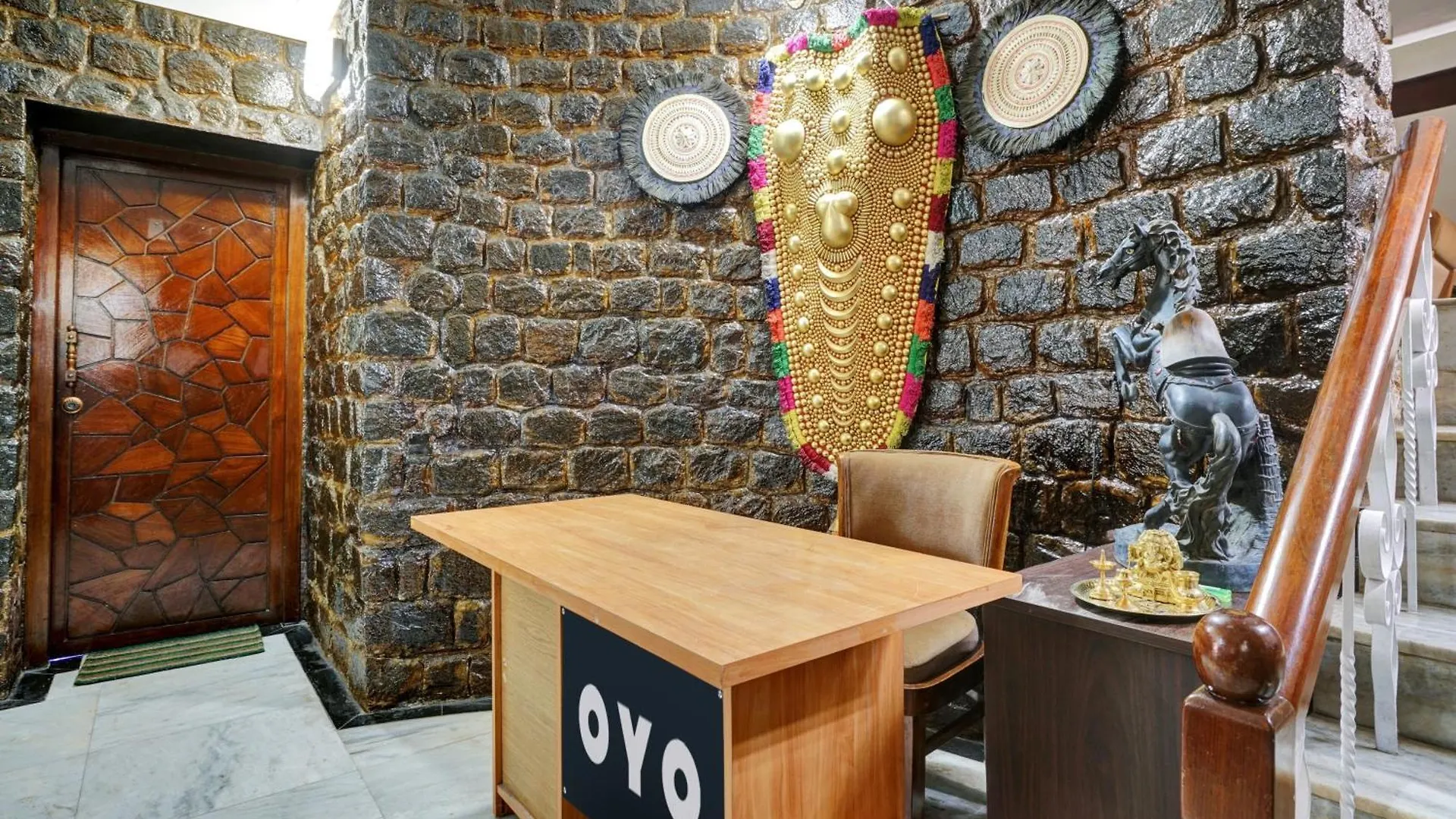 Hotel O Chalet Suites Kochi